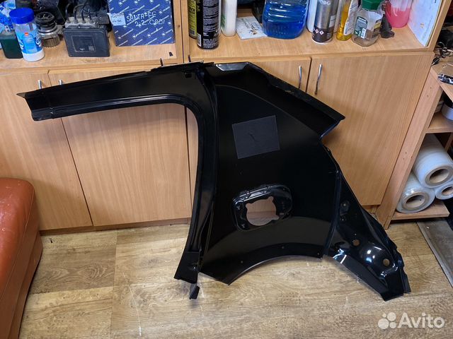 Renault sandero заднее правое крыло