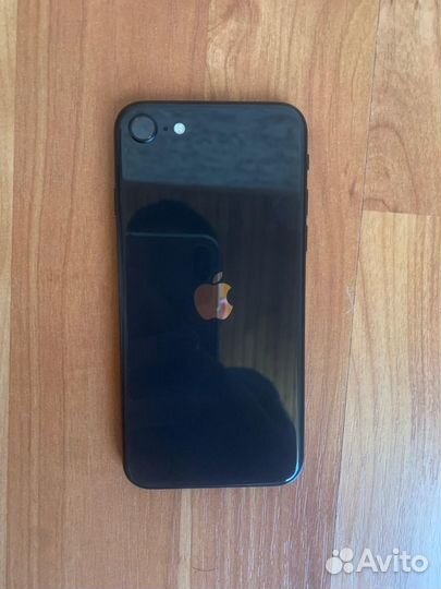iPhone SE (2020), 128 ГБ