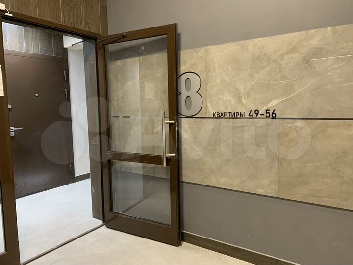 3-к. квартира, 70,4 м², 8/8 эт.