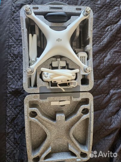 Квадрокоптер dji phantom 4