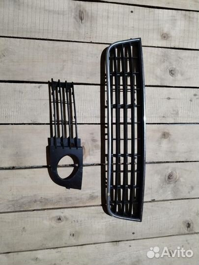 Решетка бампера Ауди А6С5 рестайлинг