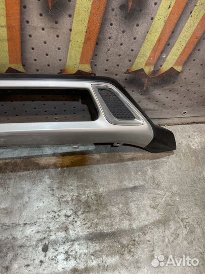 Накладка переднего бампера Mitsubishi Outlander 3