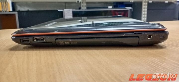 Lenovo Y560/i7 Q720/AMD 5000/500GB/4GB/15.6