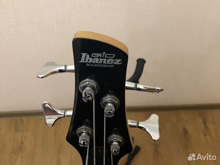 Бас-гитара ibanez