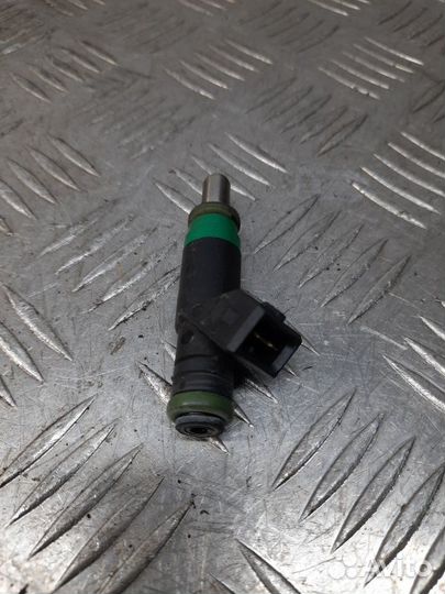 Форсунка Ford Focus хэтчбэк 1.6 shda 2006