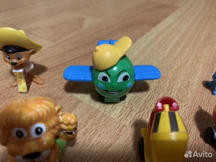 Киндер-Сюрприз Машинки, Смурфики, Самолеты