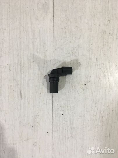 Датчик положения распредвала mazda 3 BK 2.0 мт сед