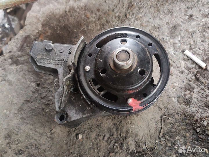 Кронштейн термомуфты audi