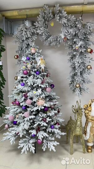 Ель искусственная,сосна,заснеженная