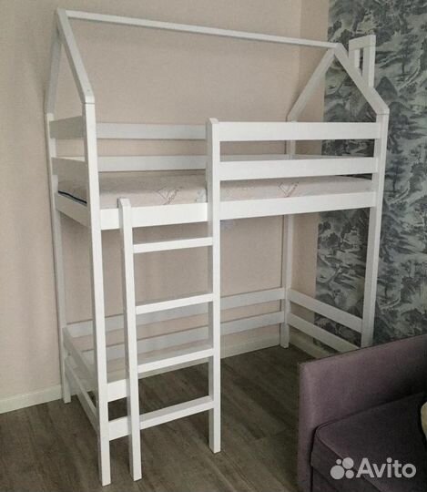 Кровать чердак деревянная