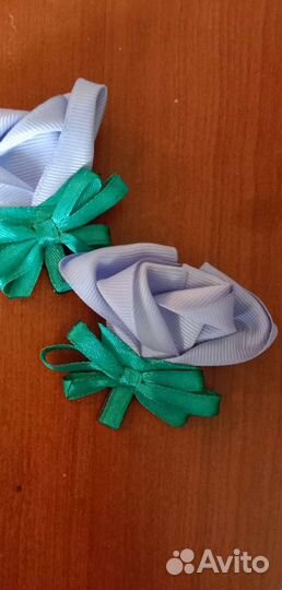 Бантики на заколке для волос