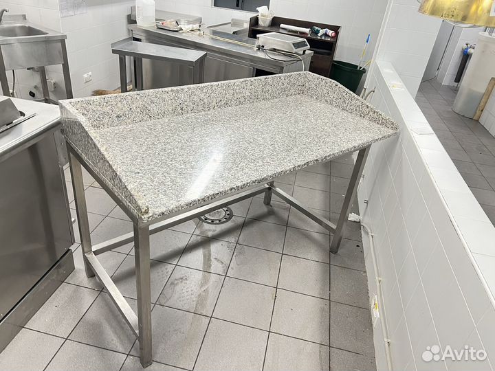 Стол кондитерский гранит
