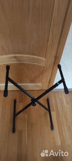 Подставка под синтезатор