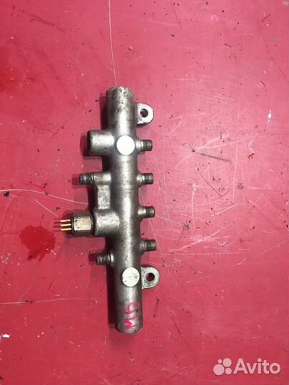 Топливная рейка (рампа) Mazda 6 GG