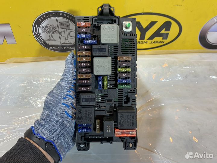 Блок сам предохранителей на w211