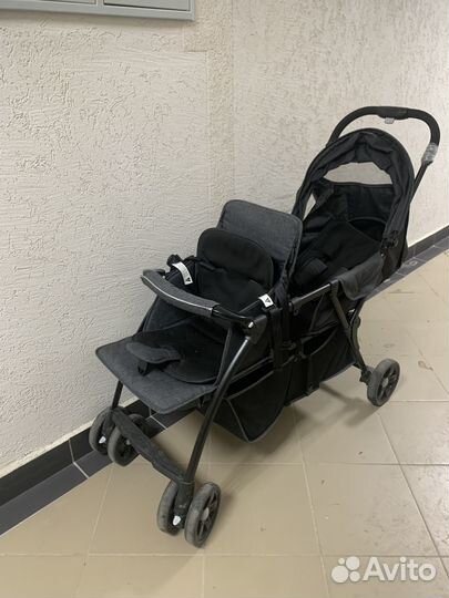 Коляска для двойни или погодок