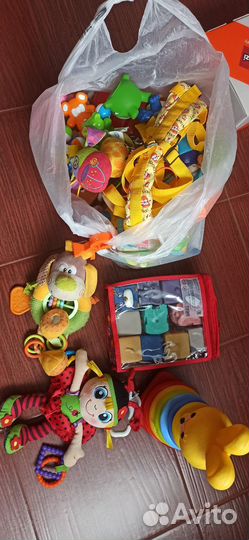 Игрушки пакетом