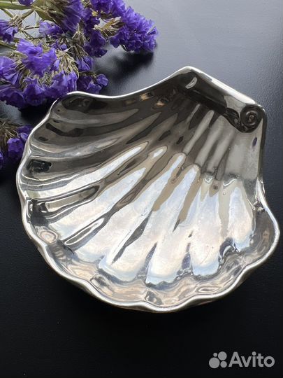 Винтажная тарелка икорница в виде ракушки
