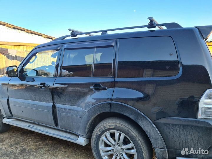 Поперечные рейлинги на иномарку внедорожник pajero