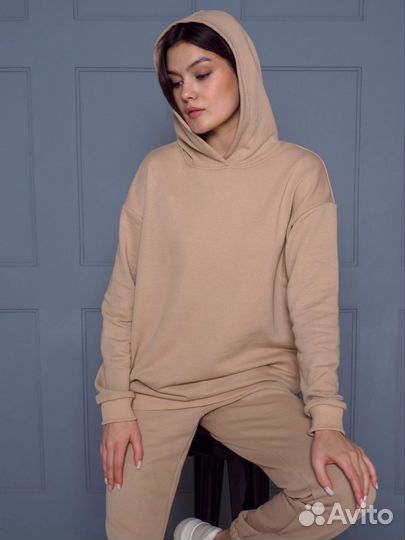 Спортивный костюм женский