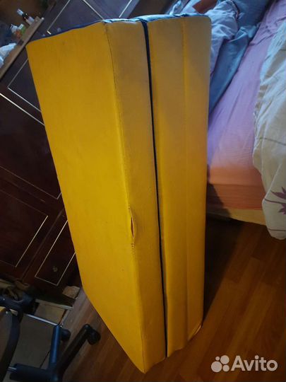 Мат гимнастический складной