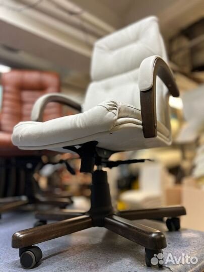 Компьютерное кресло