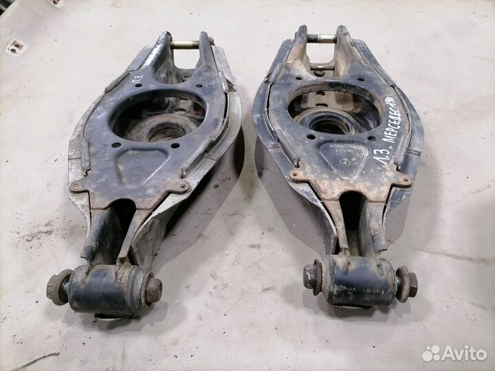 Рычаг подвески задний Mercedes Benz 190 W201 1993