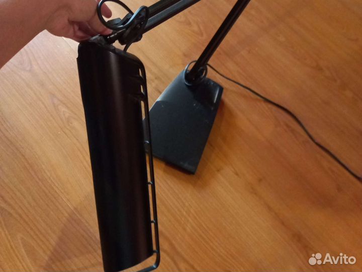 Лампа настольная