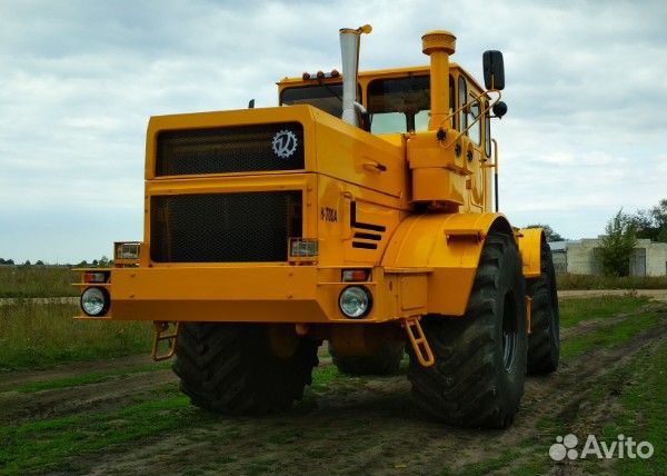 Тракторист на К-700