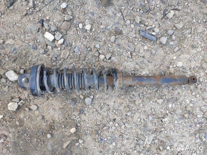 Стойка в сборе задняя Ford Fiesta 3