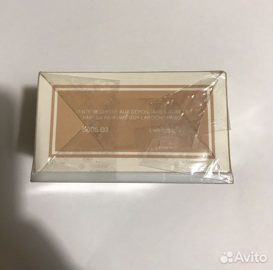 Fidji Parfums Guy Laroche Paris