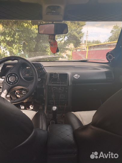 ВАЗ 2112 1.5 МТ, 2003, 260 000 км