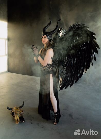 Крылья ангела черные