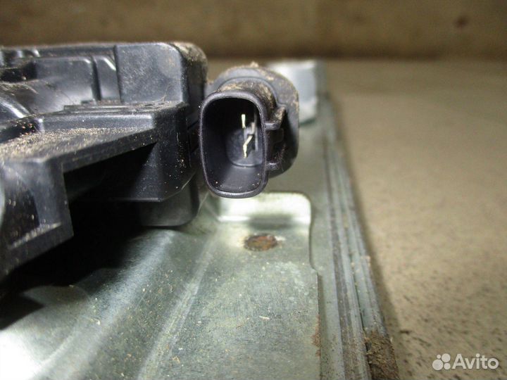 Стеклоподъемник З/П Suzuki Grand Vitara 3