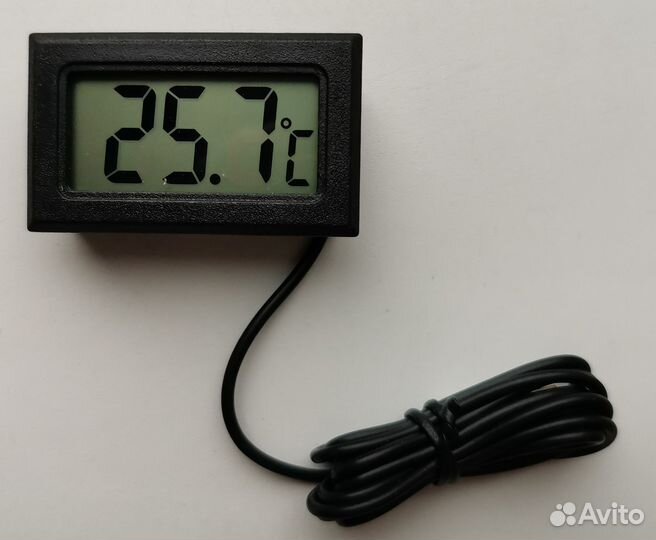 Термометр электронный новый с выносным щупом