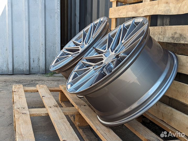 Диски Arceo R19 на Ford Mustang Kia Stinger GS IS