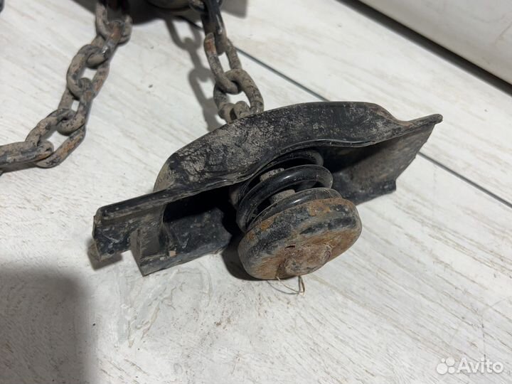 Toyota Prado 150 лебедка запасного колеса