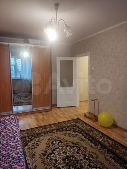 2-к. квартира, 61 м², 4/17 эт.