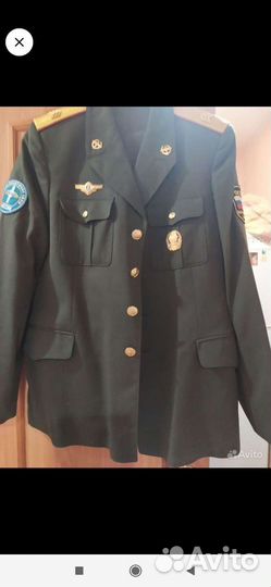 Шинель и военная офицерская форма