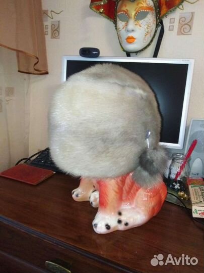 Шапки норковые в хорошем состоянии