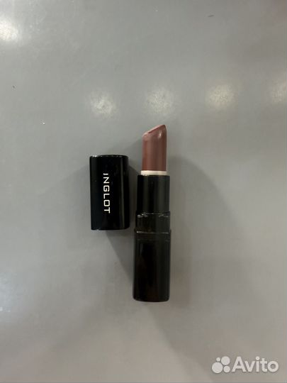 Помада inglot