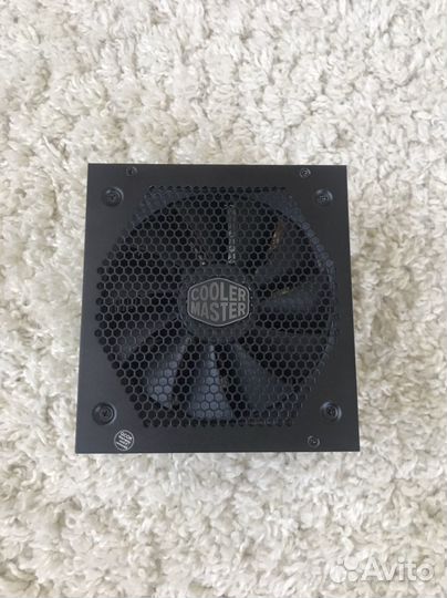 Блок питания Cooler Master V750 V2