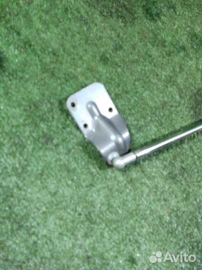 Амортизатор двери багажника LADA Kalina