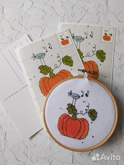 Набор из 9 открыток, схемы для вышивания