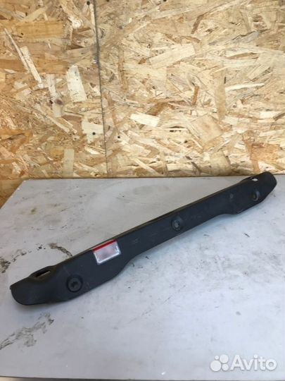 Обшивка багажника задняя Mercedes-Benz C-Class