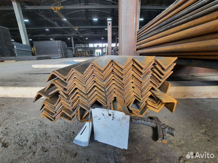 Уголок металлический 75х75х6 длина 6м Ст3