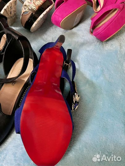 Босоножки женские 39 размер