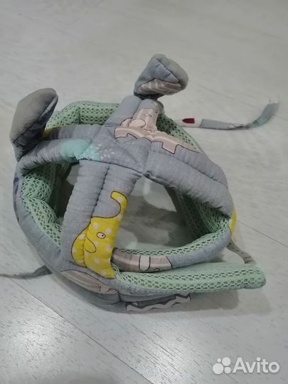 Мягкая противоударная шапка детская