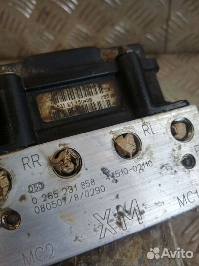 Блок абс ABS Toyota Auris, Corolla 150