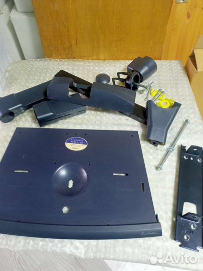 Кронштейн для телевизора